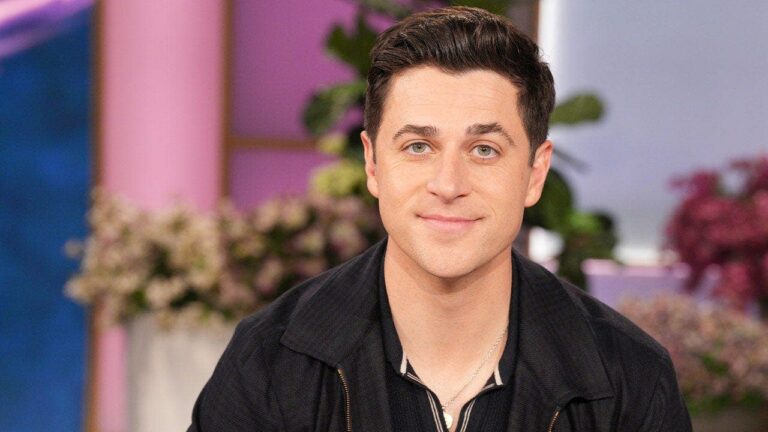 Former Disney star David Henrie rejected 'secular' Hollywood lifestyle after life
