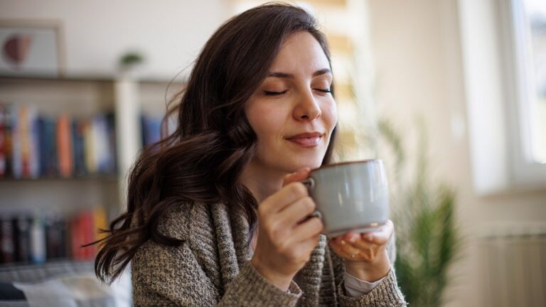 Morning coffee could interfere with popular weight Morning coffee could interfere with popular weight
