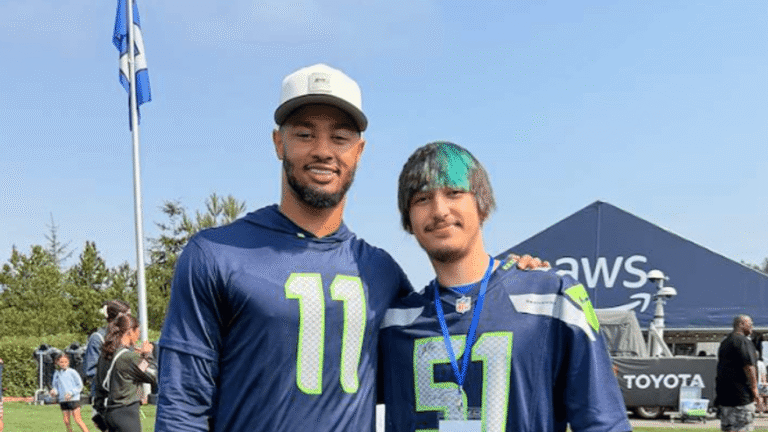 Seahawks help Tacoma teen battling kidney disease, with wish of meeting favorite player