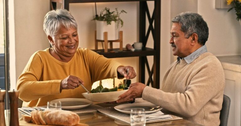Diet and Alzheimer’s: Which factors influence risk? Diet and Alzheimer's: Which factors influence risk?