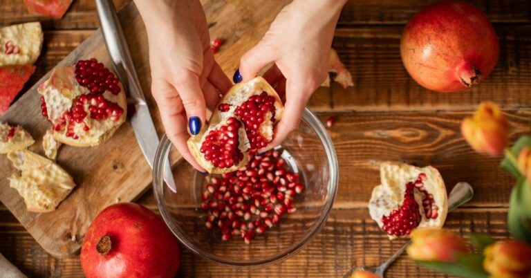 Heart failure: Could a compound from pomegranates aid treatment? Heart failure: Could a compound from pomegranates aid treatment?