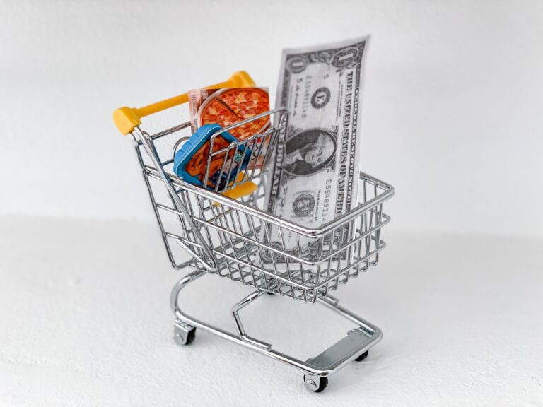 The hidden health cost of dollar store groceries