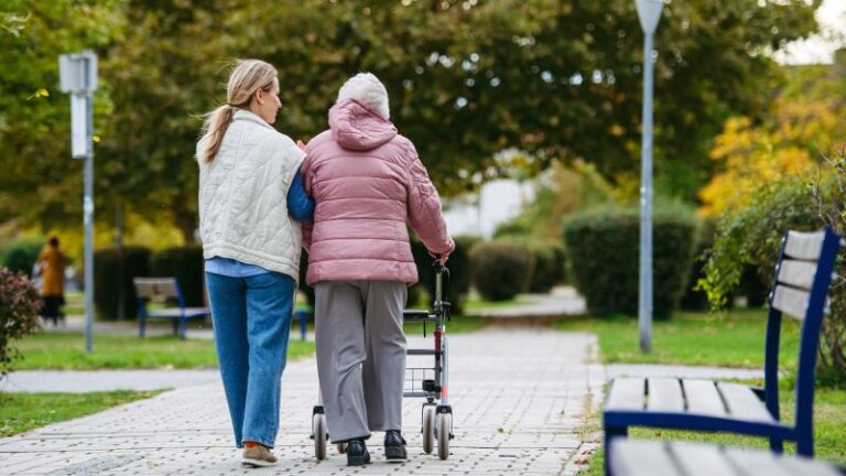 Avoiding 3 things may delay dementia risk by 13 years Avoiding 3 things may delay dementia risk by 13 years
