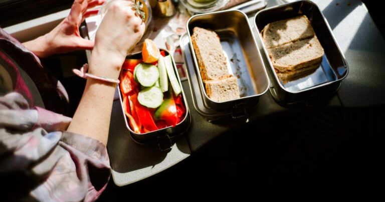 Food and lifestyle expert gives healthy lunchbox ideas that save time and money Food and lifestyle expert gives healthy lunchbox ideas that save time and money
