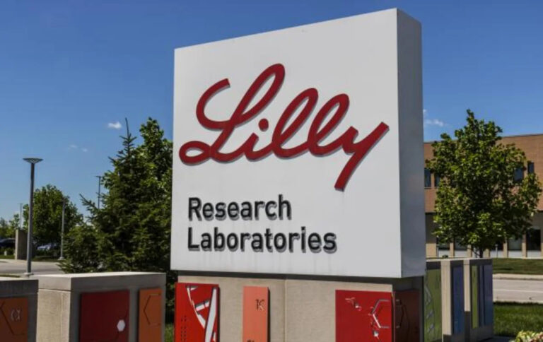 How Does LLY's Q2 GLP-1 Portfolio Performance Stack Up Against NVO's?