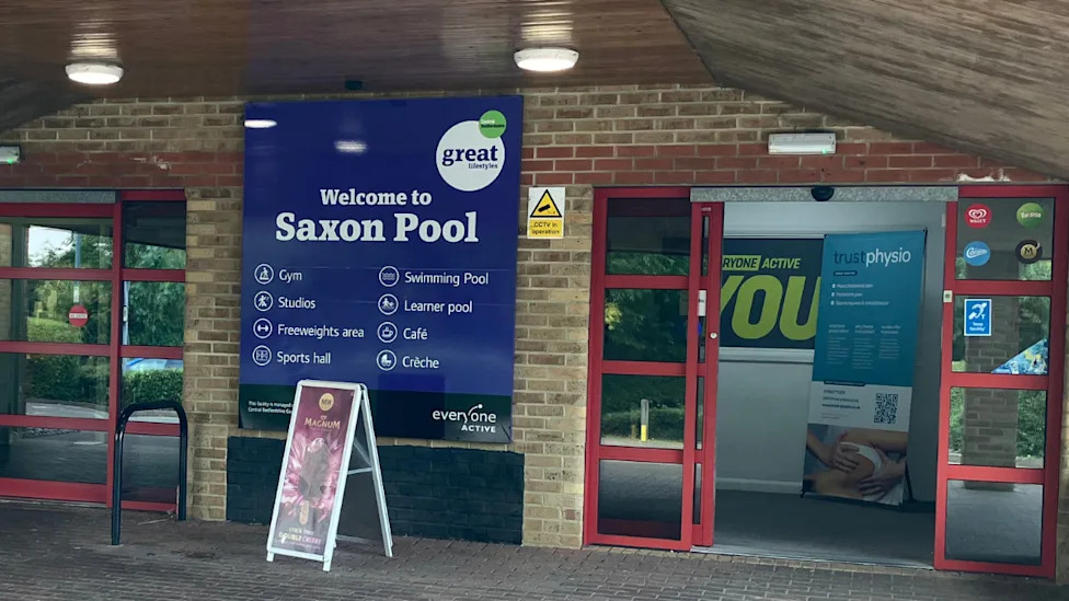 Entrance of Saxon Pool in Biggleswade