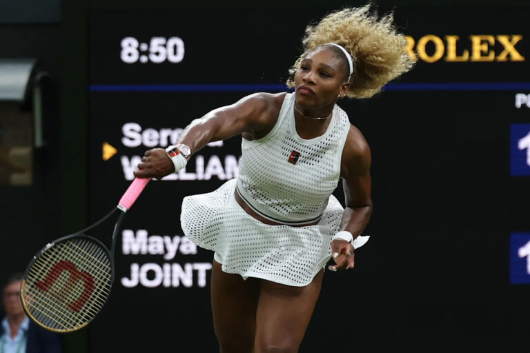 “This Is So Dystopian”; “Ridiculous” – Tennis Fans React to Serena Williams’ Weight-Loss Drug Advertisement Stunt at Cincinnati Open
