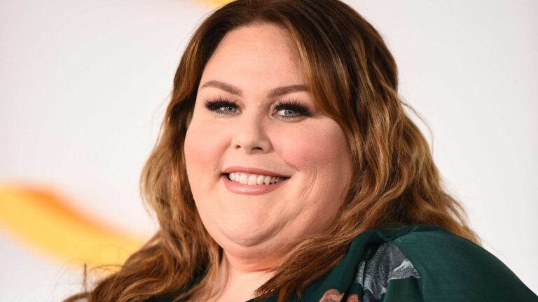 Chrissy Metz’s incredible weight loss and transformation in photos: from ‘invisible’ schoolgirl to Hollywood star. Chrissy Metz's incredible weight loss and transformation in photos: from 'invisible' schoolgirl to Hollywood star.