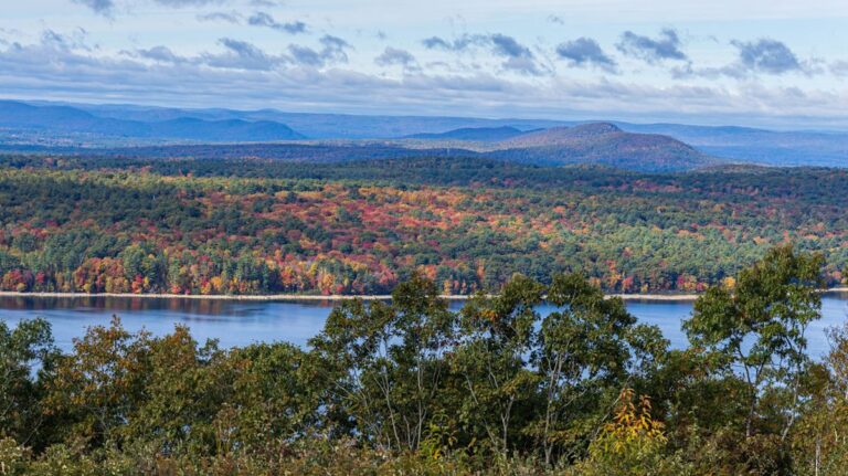 Forget Boston, Retire To This East Coast Town With Reservoir Recreation, Beach Fun, And Healthy Living Forget Boston, Retire To This East Coast Town With Reservoir Recreation, Beach Fun, And Healthy Living