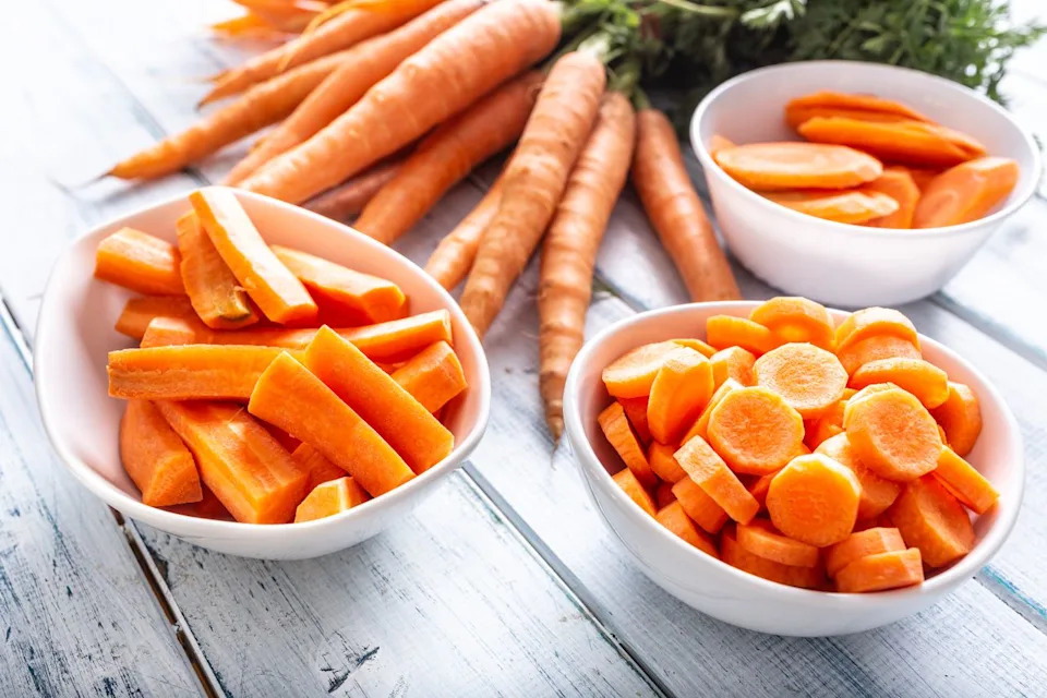 Freshly sliced carrots