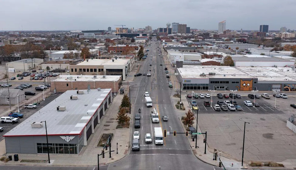 Amid Wichita budget cuts, road diet for Douglas rolls unstoppably on | Opinion