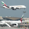 373 passengers stranded for 10 hours on Emirates plane without air conditioning at Chinese airport