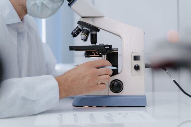 Experts Say Federal Disease Surveillance Lacks Unified Leadership, Creating Detection Gaps
