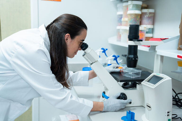 Miller School of Medicine Researchers Identify Molecular Marker Linked to Faster Cognitive Decline in Alzheimer’s Disease Miller School of Medicine Researchers Identify Molecular Marker Linked to Faster Cognitive Decline in Alzheimer’s Disease