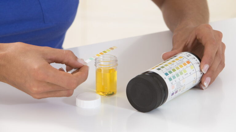 Why too many women are prescribed antibiotics for UTIs they don't have