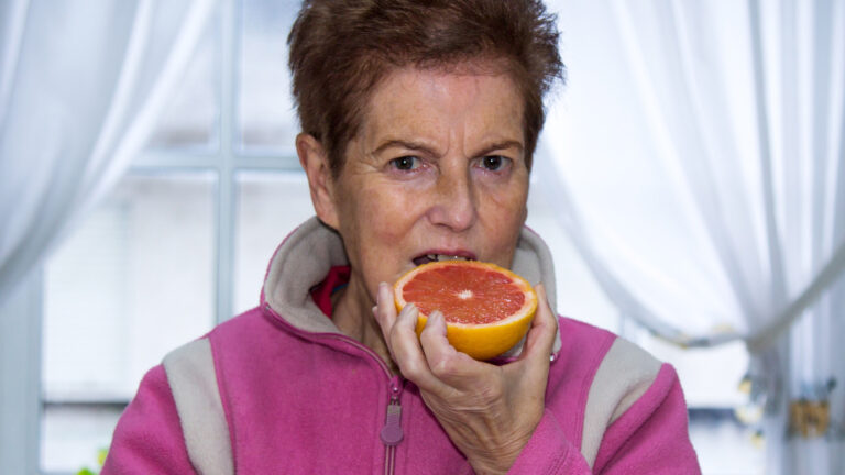 The ’80s Grapefruit Diet Was A Boomer Fad But Younger Generations Know Better The '80s Grapefruit Diet Was A Boomer Fad But Younger Generations Know Better