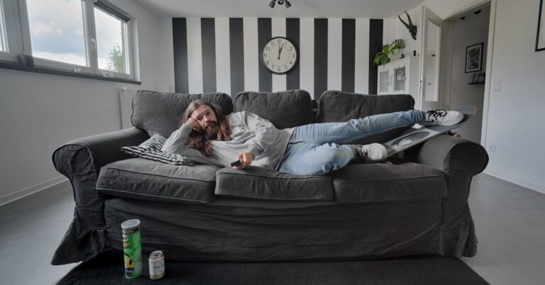 Are Women Satisfied Supporting a Stay-at
