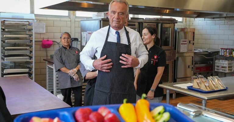 Just How ‘Healthy’ Is RFK Jr.’s New Cooking Show? Reviews Are Mixed Just How ‘Healthy’ Is RFK Jr.'s New Cooking Show? Reviews Are Mixed