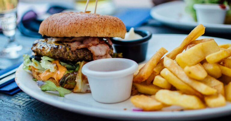 You Know How to Eat Well, So Why Can’t You? You Know How to Eat Well, So Why Can't You?