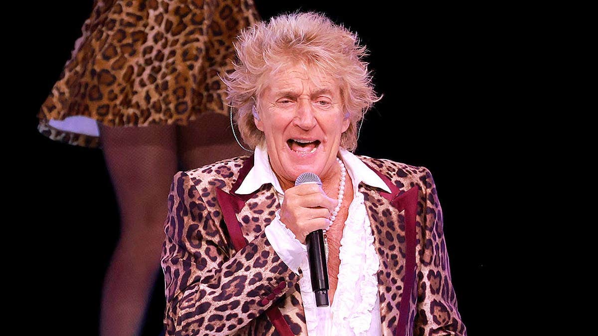 Rod Stewart performing on stage at Ascend Amphitheater in Nashville, Tennessee