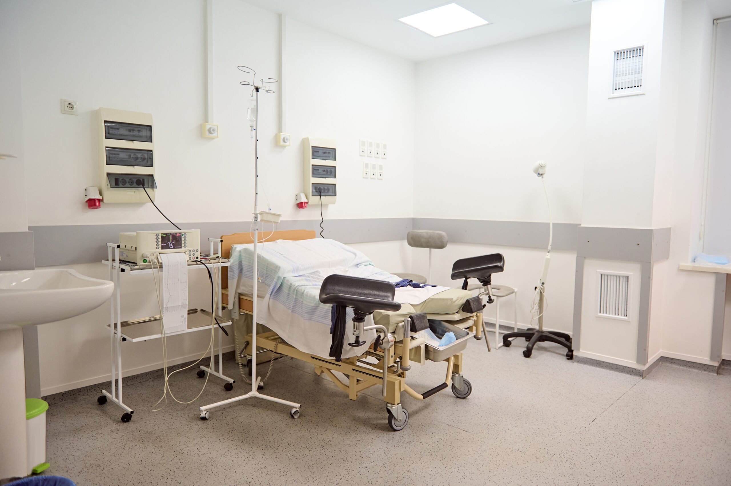 An empty delivery room