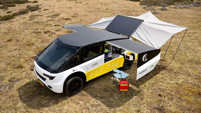 World’s first solar-powered ambulance brings healthcare off World's first solar-powered ambulance brings healthcare off