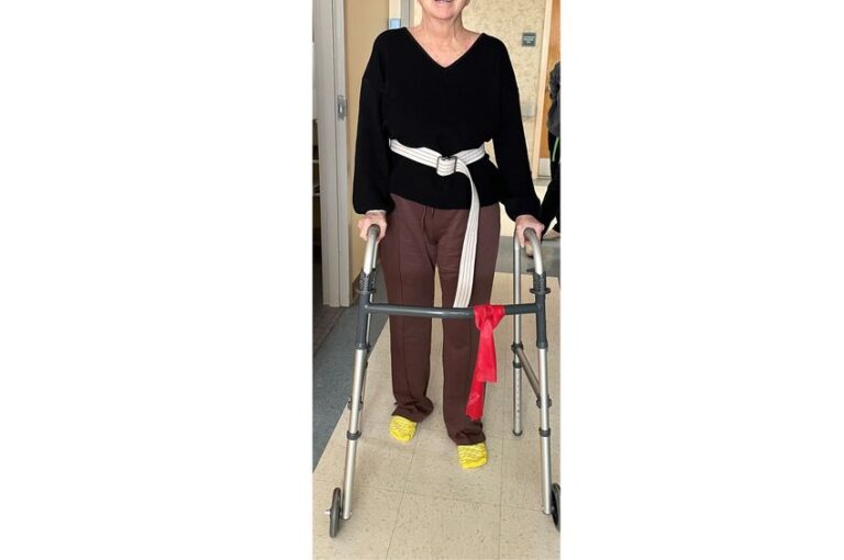 Stroke rehab should start early and address physical, cognitive and mental health