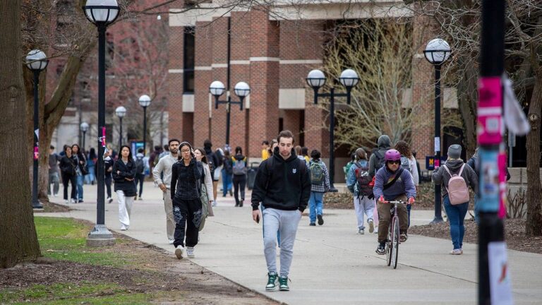 University of Michigan plans to shield 2027 freshman letter grades from transcripts in new mental health plan University of Michigan plans to shield 2027 freshman letter grades from transcripts in new mental health plan