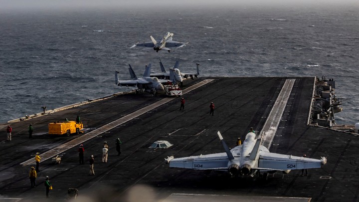 An F/A-18E Super Hornet, assigned to Strike Fighter Squadron 151, launches from the flight deck of Nimitz-class aircraft carrier USS Abraham Lincoln during the ongoing conflict with Iran July 31, 2026.  U.S. Photo: Navy/Handout via REUTERS