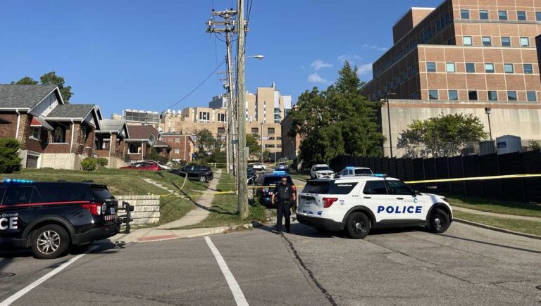Police: 2 hurt after shooting near University of Cincinnati Medical Center