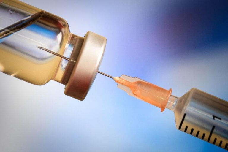 Can Pfizer (NYSE:PFE) Rebuild Momentum as Oncology and Obesity Ambitions Take Shape?