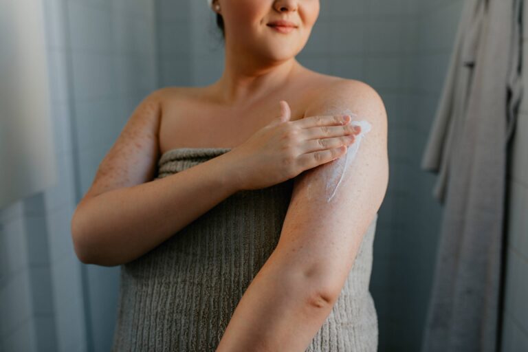 The Skincare Routine Dermatologists Recommend During Rapid Weight Loss